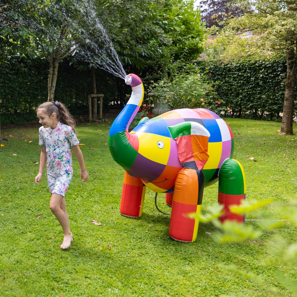 RFS14931_ELMER_GIANT INFLATABLE SPRINKLER_2